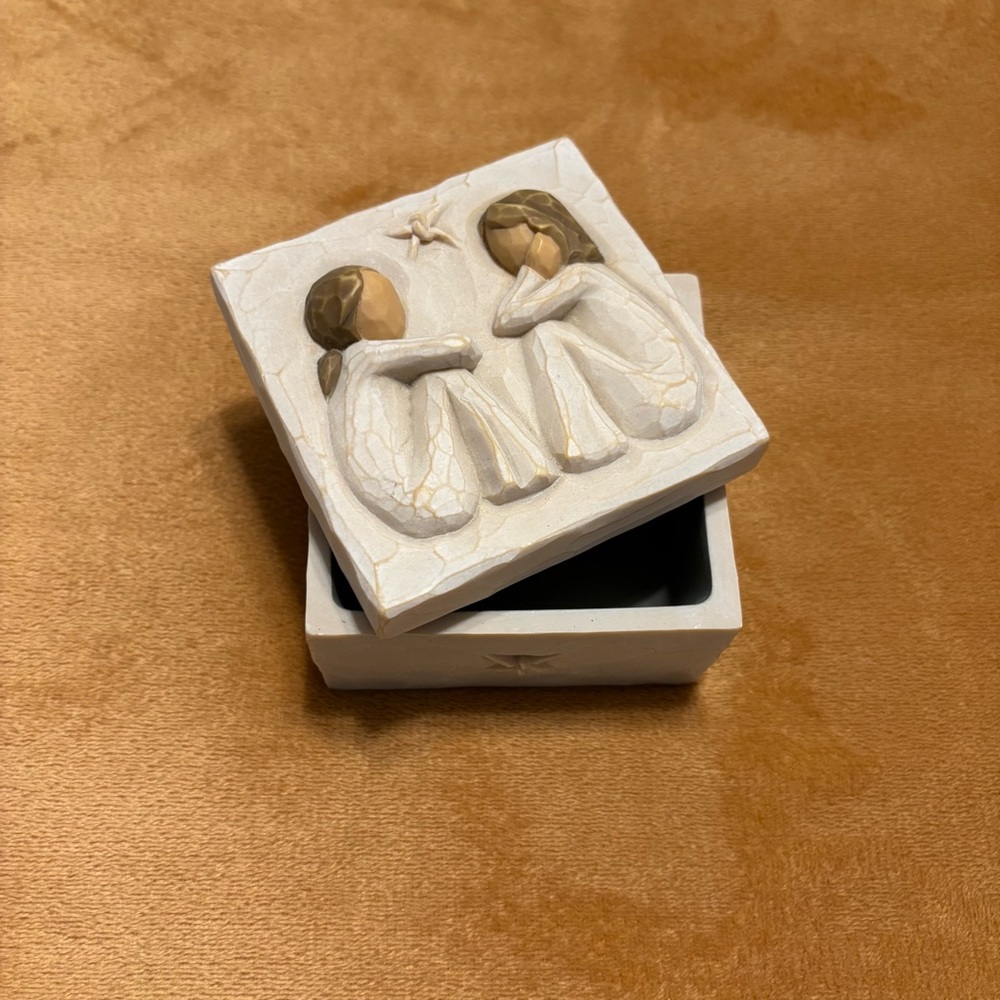 Willow Tree Friendship Keepsake Box